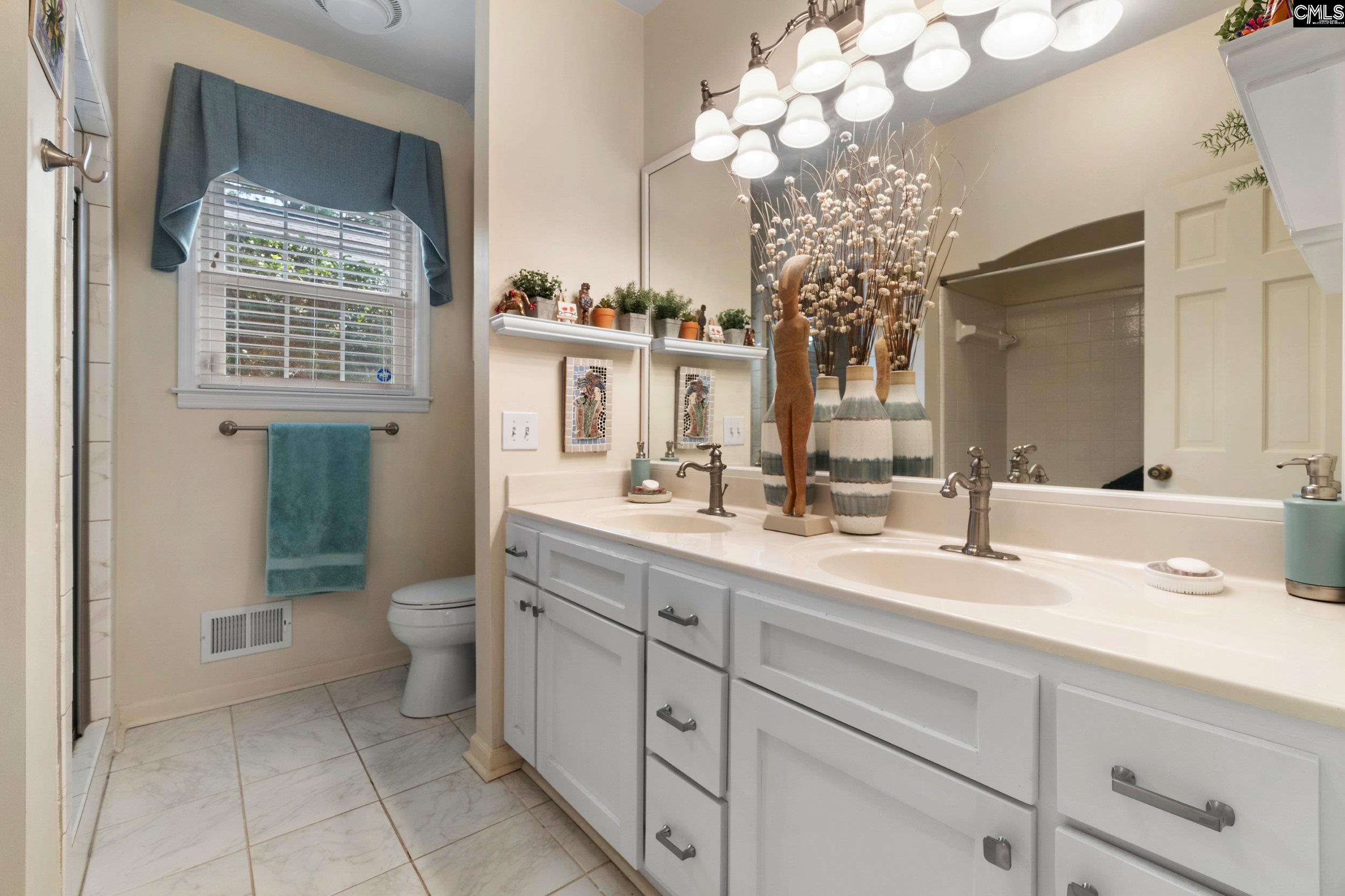 Columbia, South Carolina 29223, United States, 4 Bedrooms Bedrooms, ,3 BathroomsBathrooms,Residential,Pending,46469