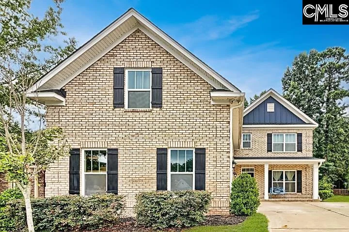912 Knowles Loop
