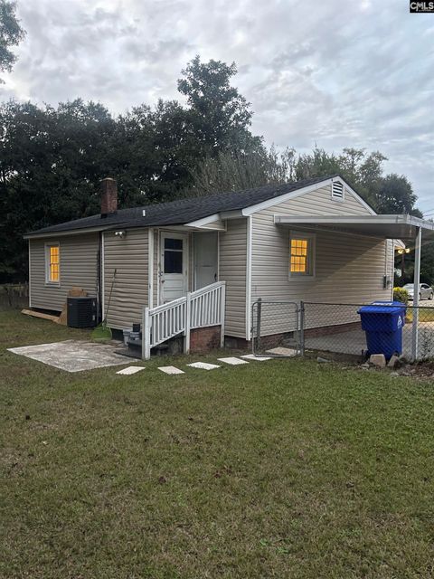 A home in North Charleston