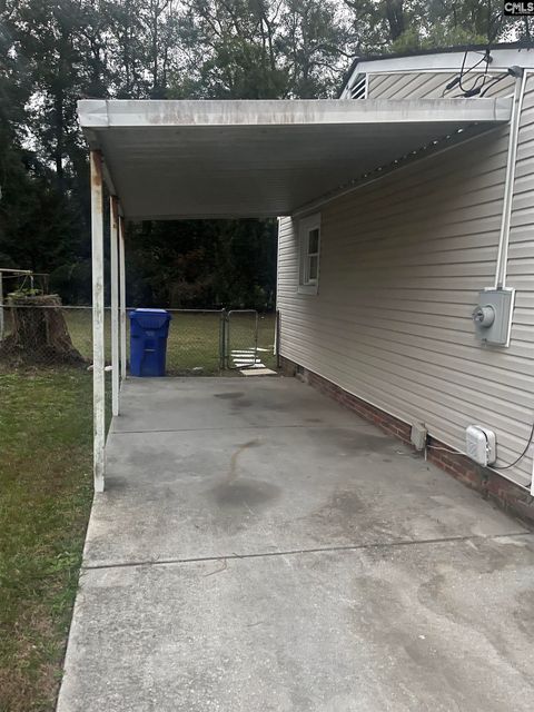 A home in North Charleston