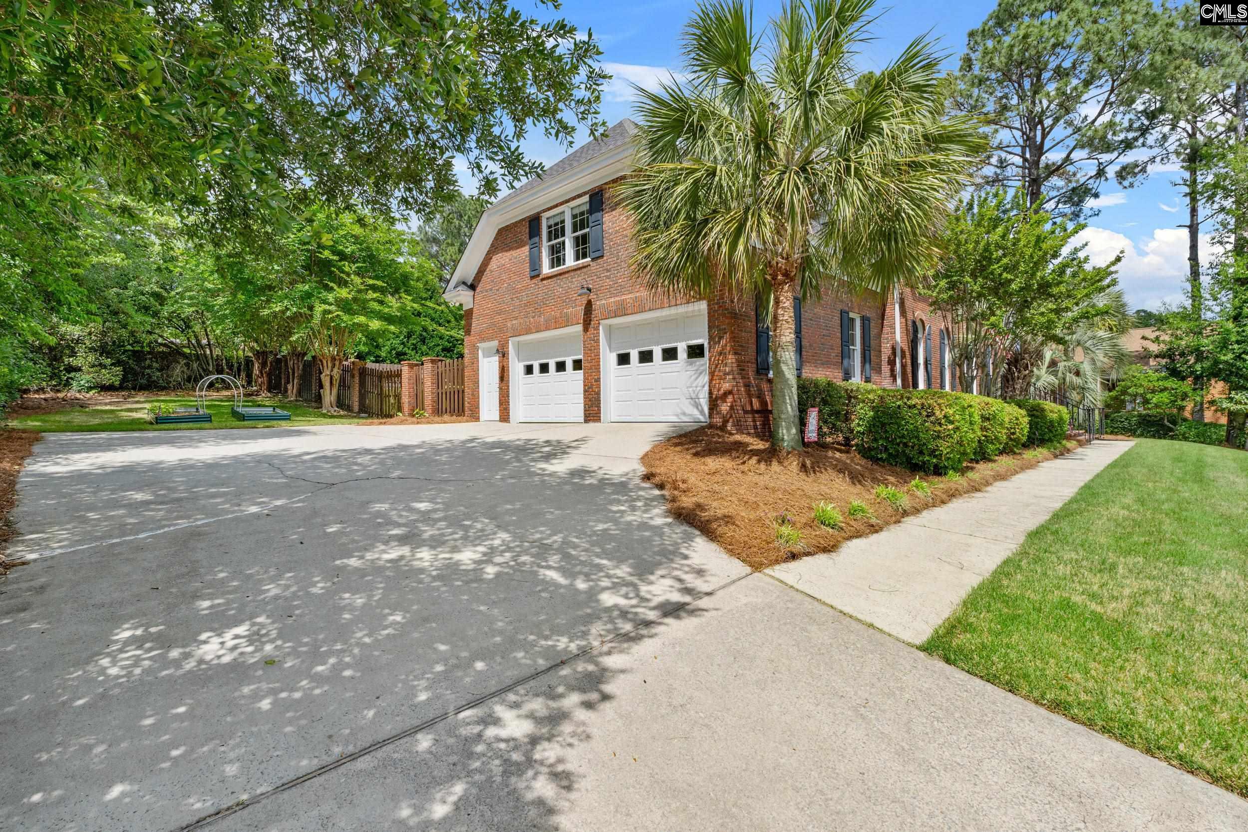 221 Aiken Hunt Circle
