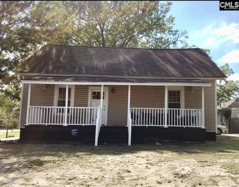 Photo of 113 Lincoln Street, Columbia, SC 29201 (MLS # 627633)