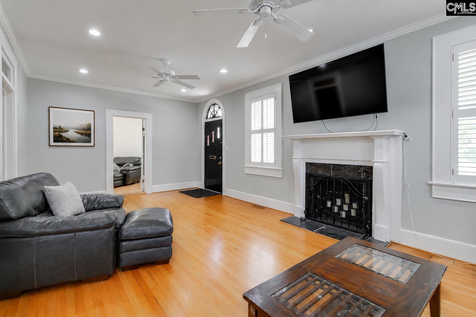 304 S Saluda Avenue