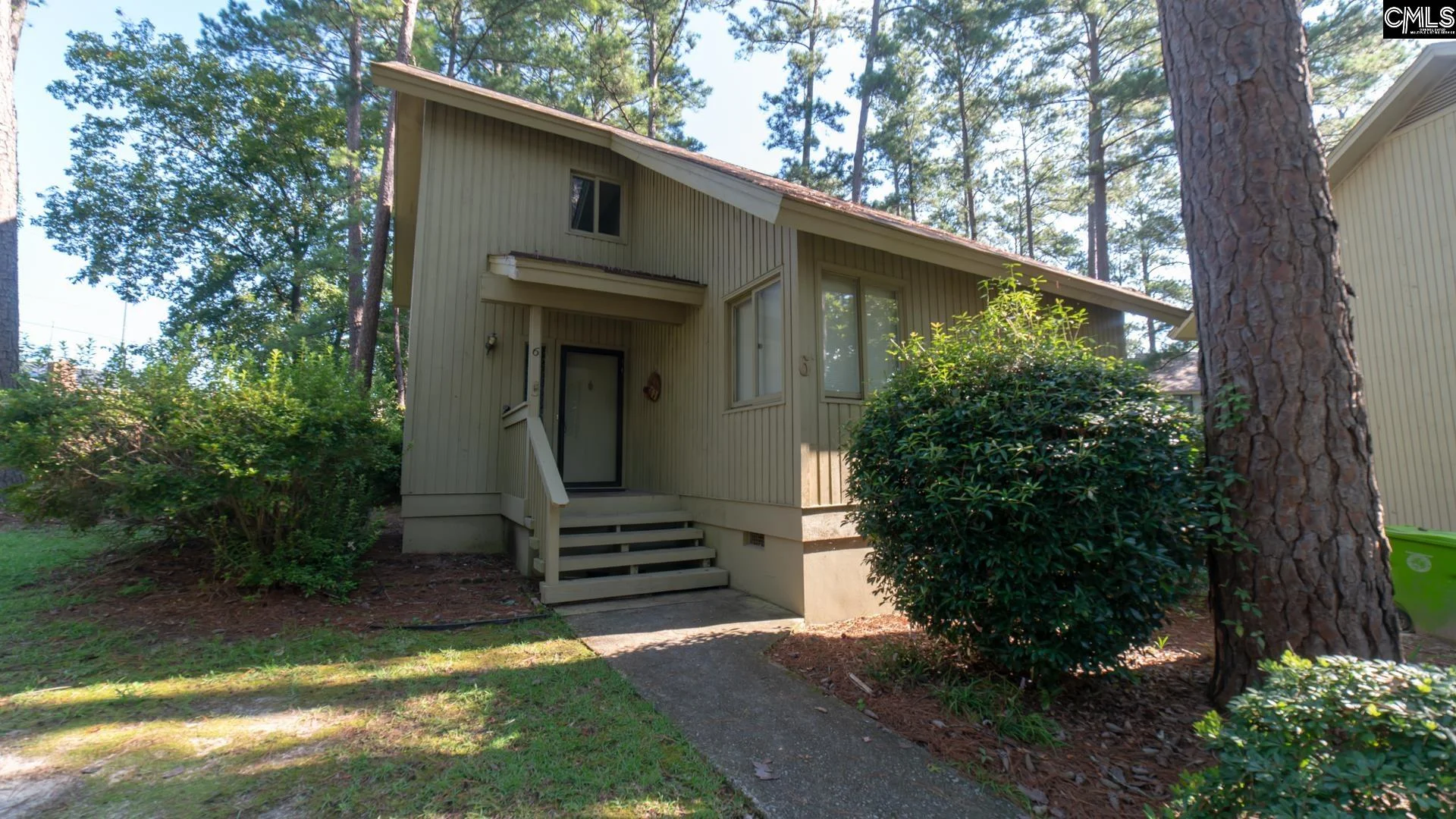 6 Shadow Creek Court
