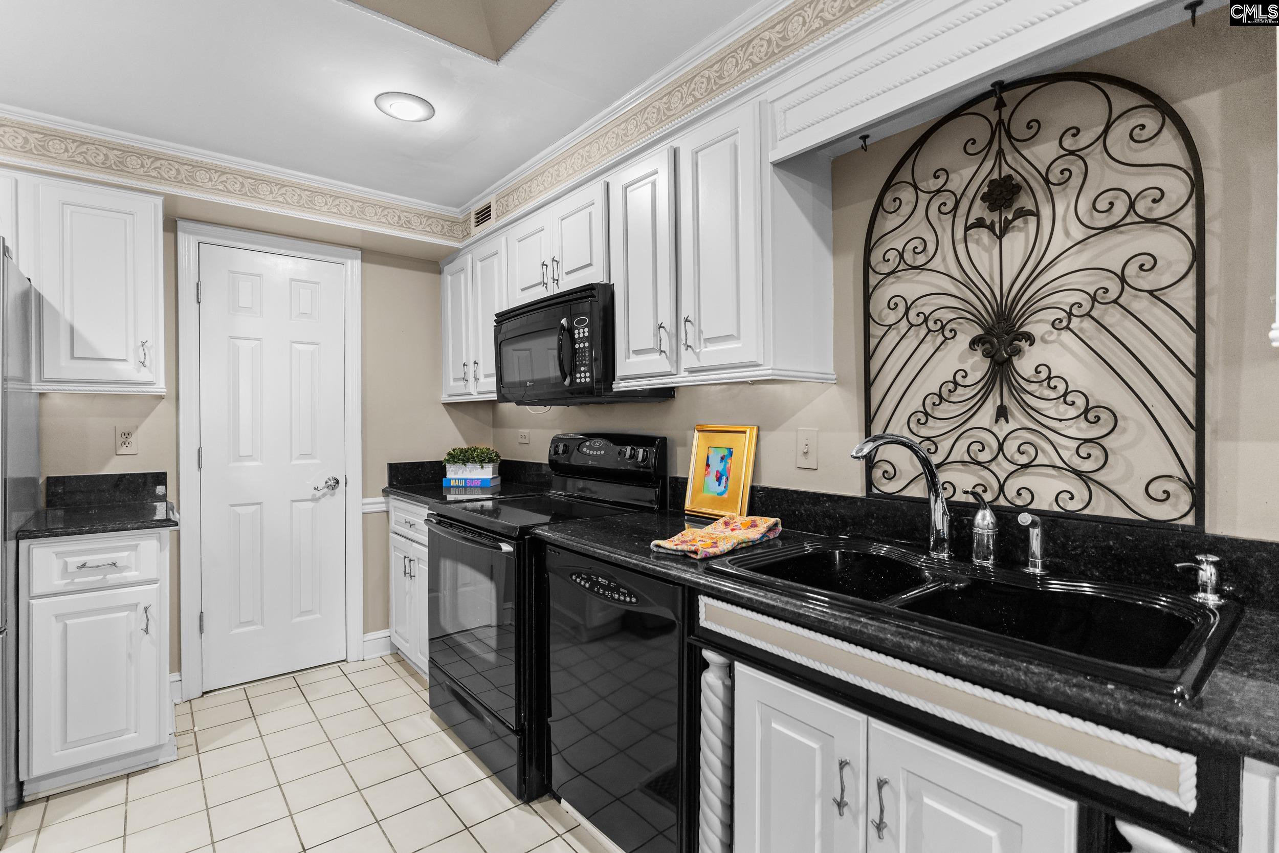 Columbia, South Carolina 29201, United States, 3 Bedrooms Bedrooms, ,3 BathroomsBathrooms,Residential,Pending,125504