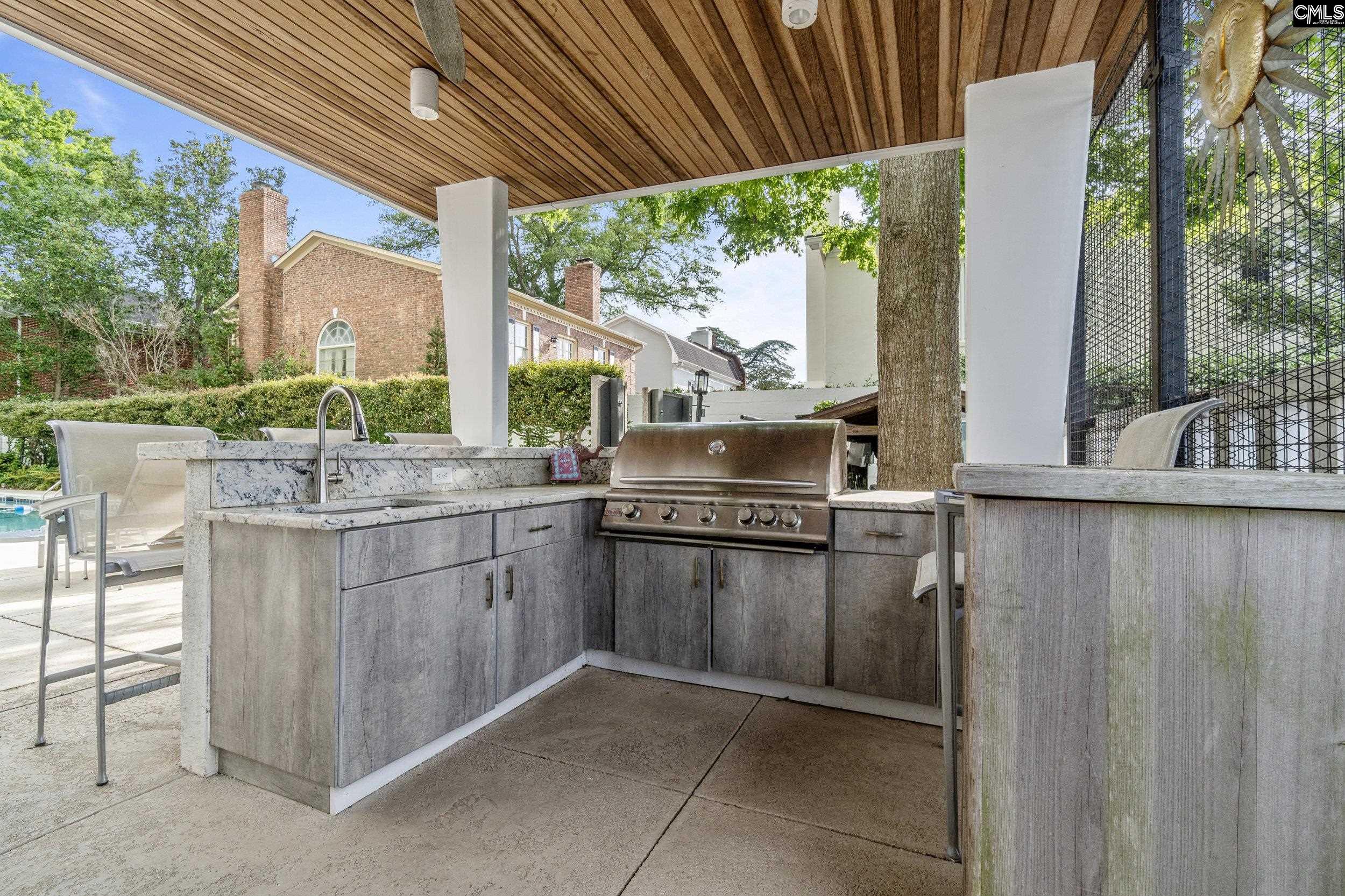 Columbia, South Carolina 29201, United States, 3 Bedrooms Bedrooms, ,3 BathroomsBathrooms,Residential,Pending,125504