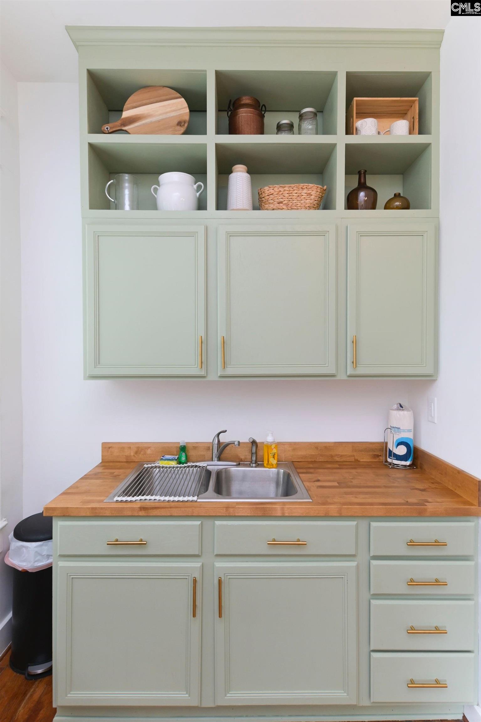 Columbia, South Carolina 29205, United States, 5 Bedrooms Bedrooms, ,3 BathroomsBathrooms,Residential,Active,133271