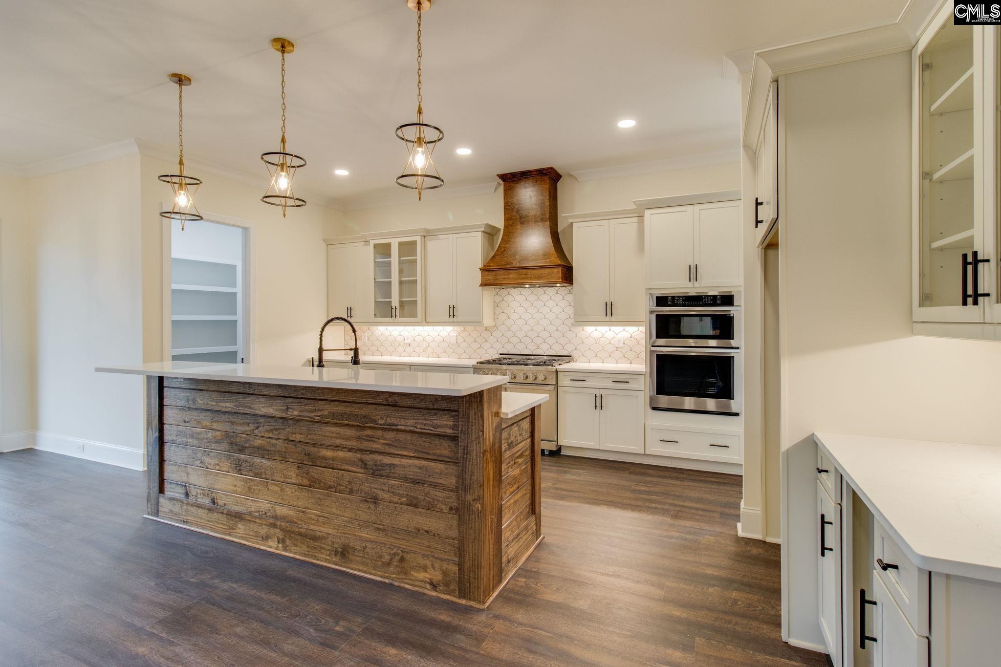 207 W Arrowleaf Lane