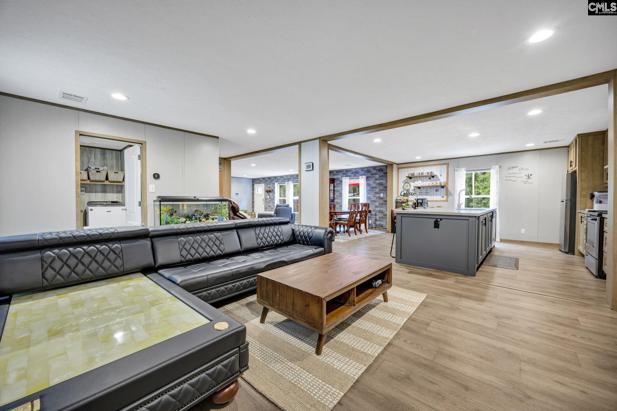 Ridgeway, South Carolina 29130, United States, 4 Bedrooms Bedrooms, ,2 BathroomsBathrooms,Residential,Active,187511