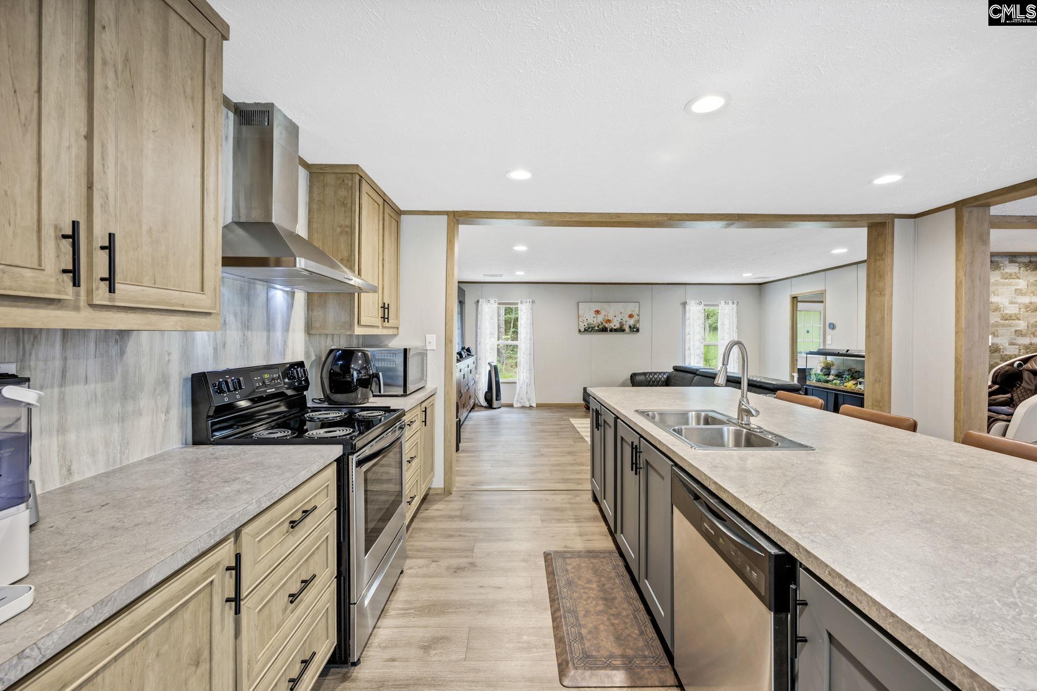 Ridgeway, South Carolina 29130, United States, 4 Bedrooms Bedrooms, ,2 BathroomsBathrooms,Residential,Active,187511