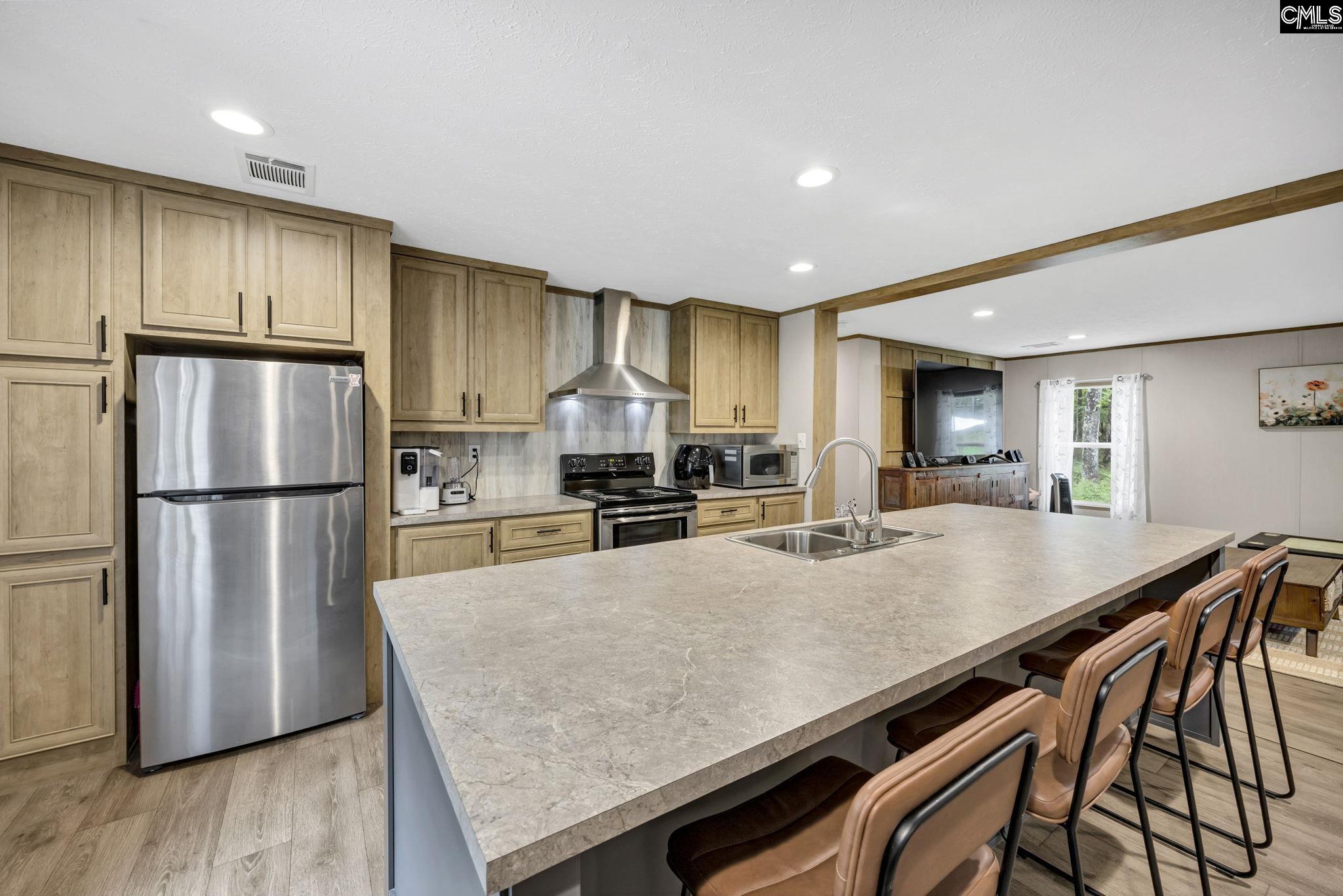 Ridgeway, South Carolina 29130, United States, 4 Bedrooms Bedrooms, ,2 BathroomsBathrooms,Residential,Active,187511