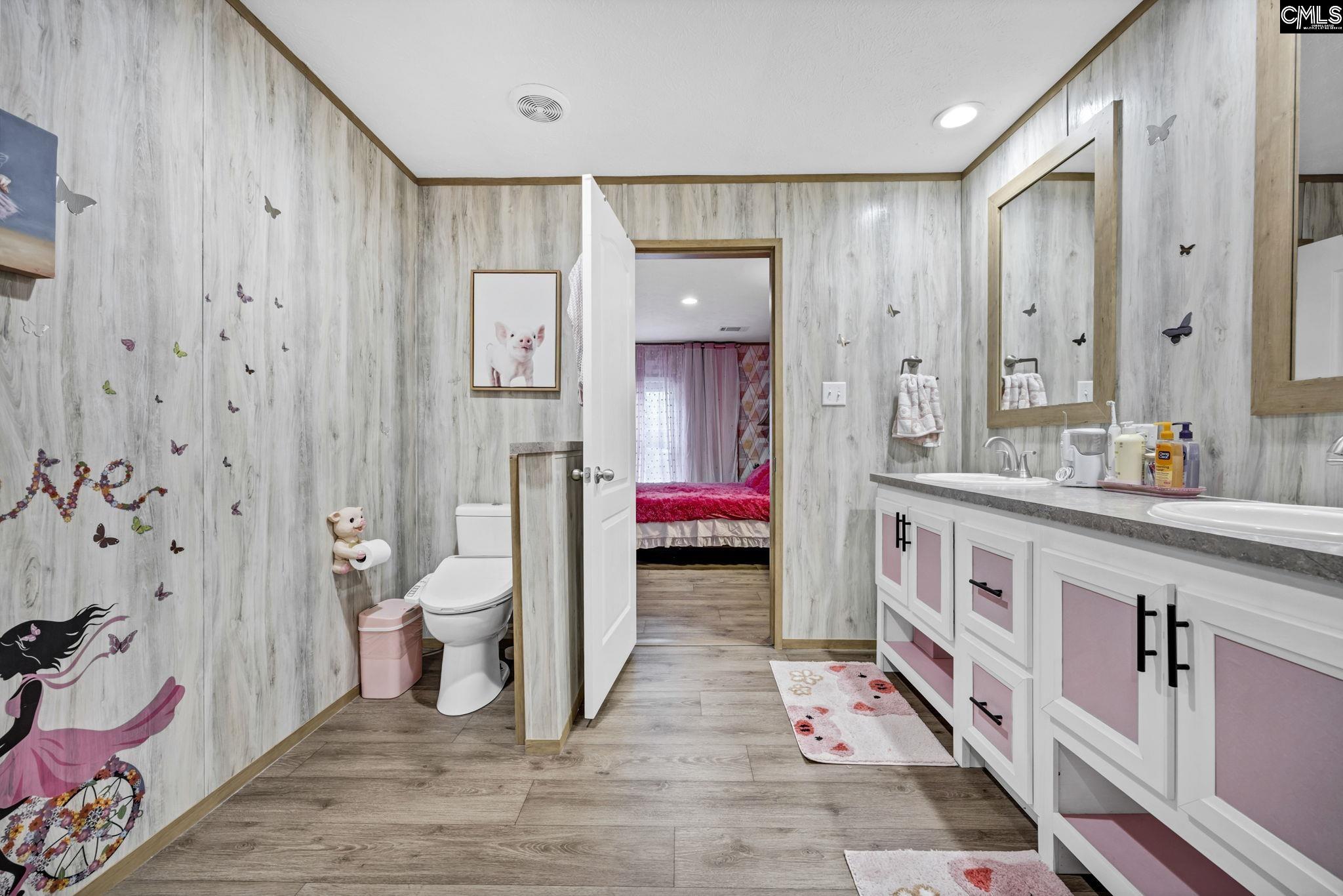 Ridgeway, South Carolina 29130, United States, 4 Bedrooms Bedrooms, ,2 BathroomsBathrooms,Residential,Active,187511