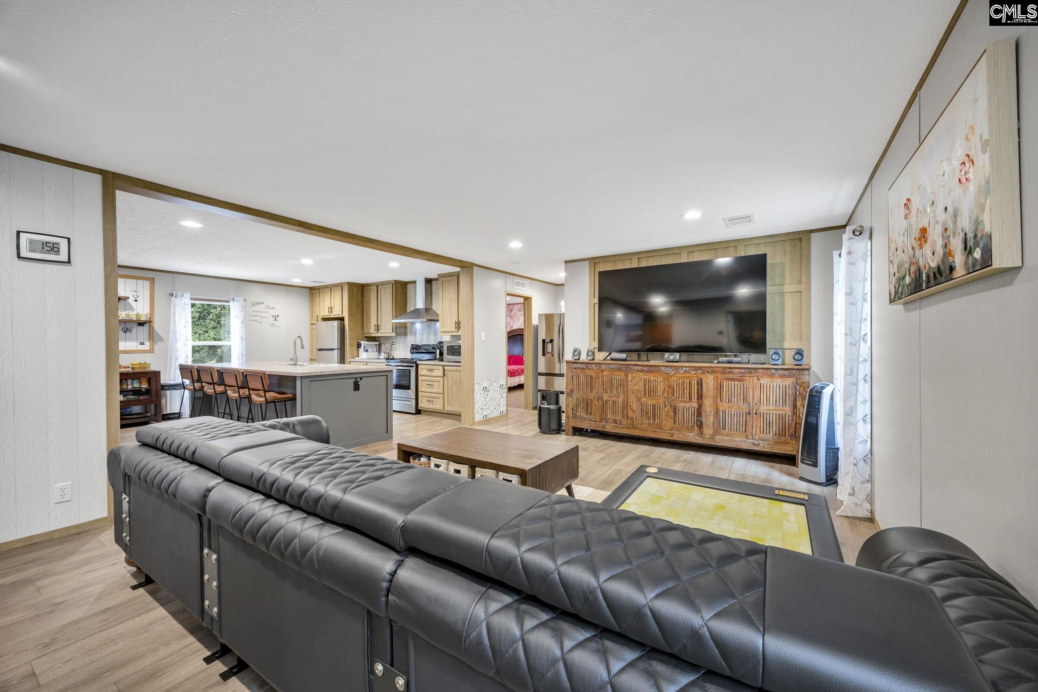 Ridgeway, South Carolina 29130, United States, 4 Bedrooms Bedrooms, ,2 BathroomsBathrooms,Residential,Active,187511