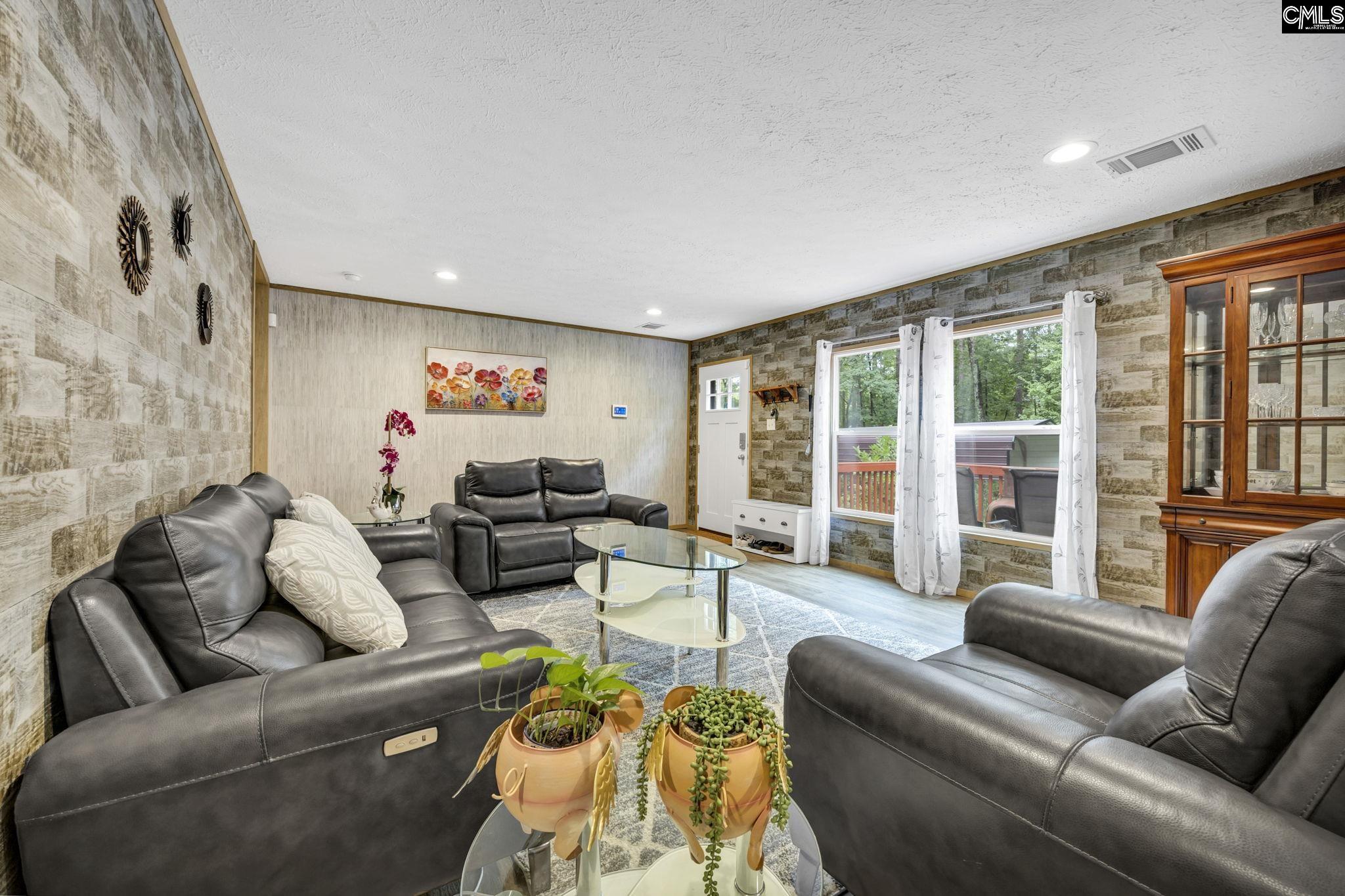 Ridgeway, South Carolina 29130, United States, 4 Bedrooms Bedrooms, ,2 BathroomsBathrooms,Residential,Active,187511