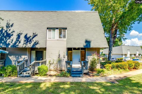 Photo of 301 Harbor Heights Drive #17D, Lexington, SC 29072 (MLS # 624090)