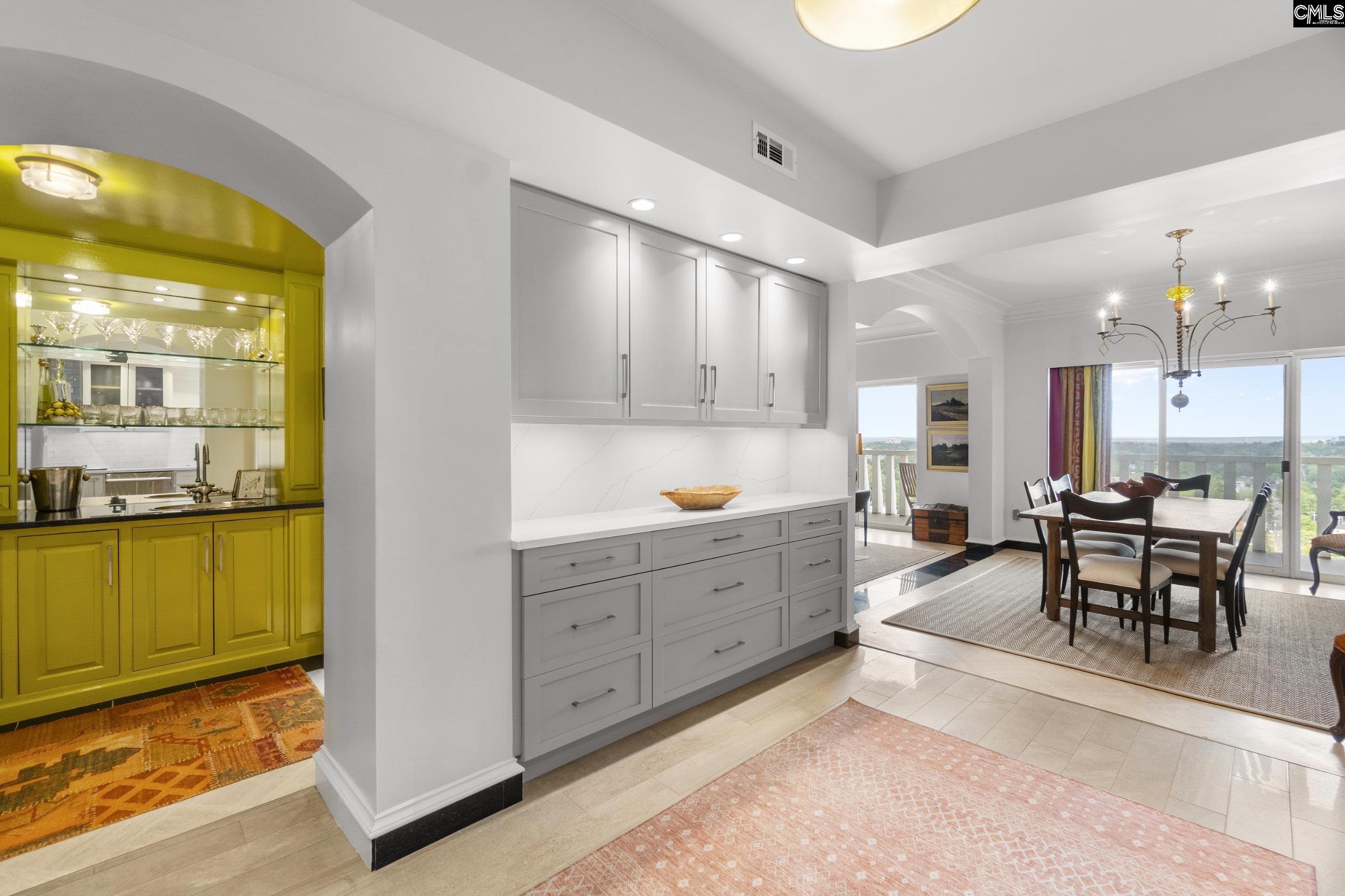 Columbia, South Carolina 29201, United States, 3 Bedrooms Bedrooms, ,3 BathroomsBathrooms,Residential,Pending,115184