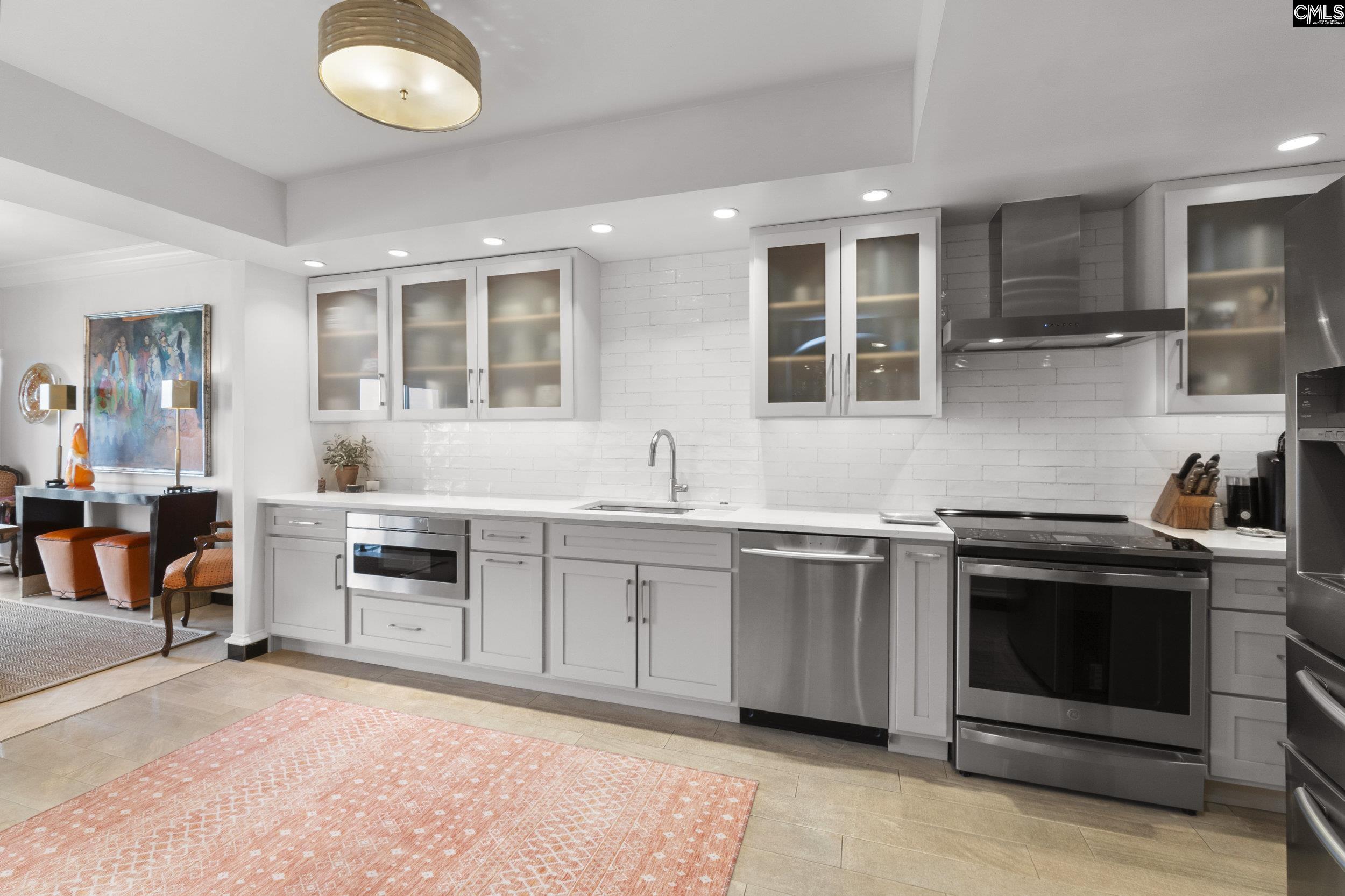 Columbia, South Carolina 29201, United States, 3 Bedrooms Bedrooms, ,3 BathroomsBathrooms,Residential,Pending,115184