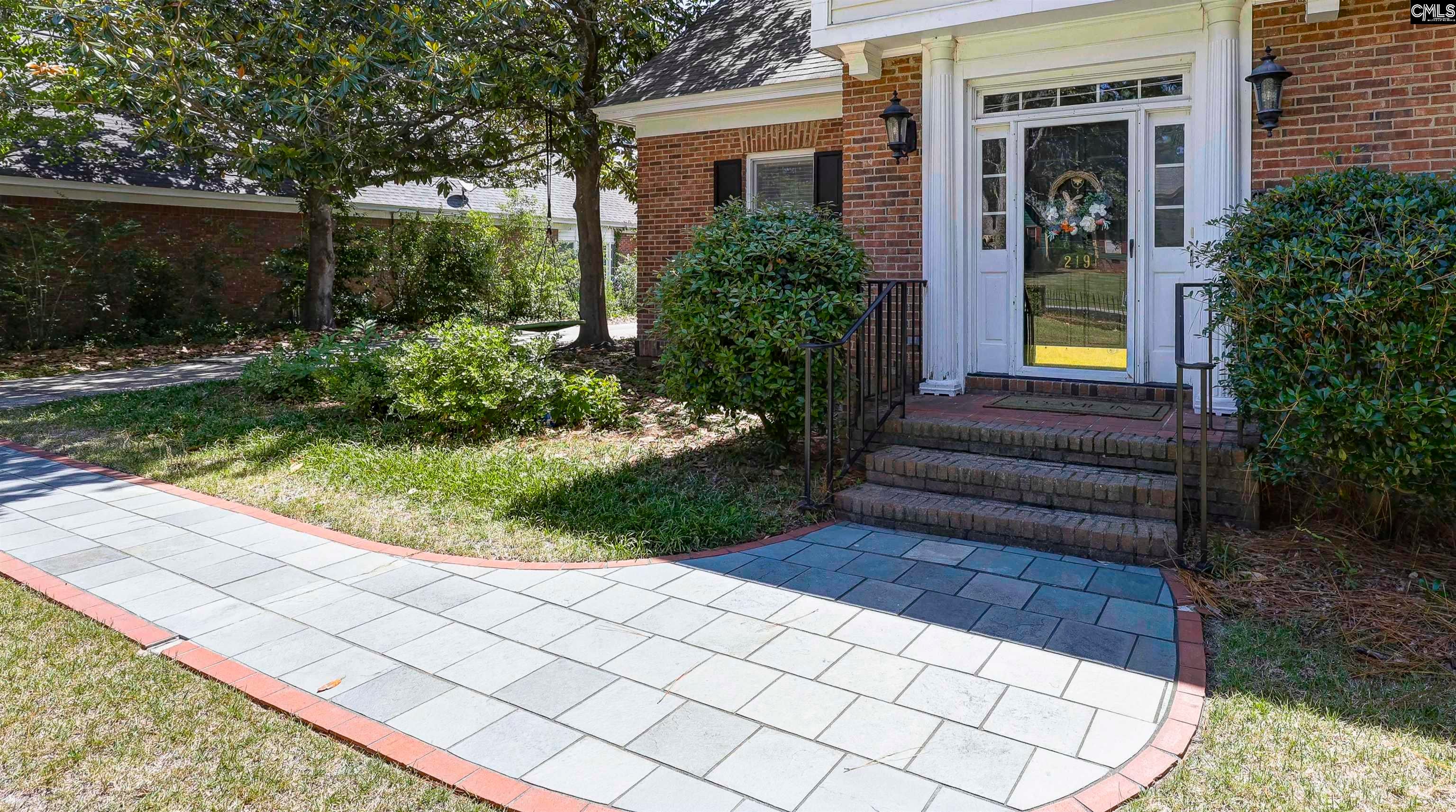 219 Mallet Hill Road
