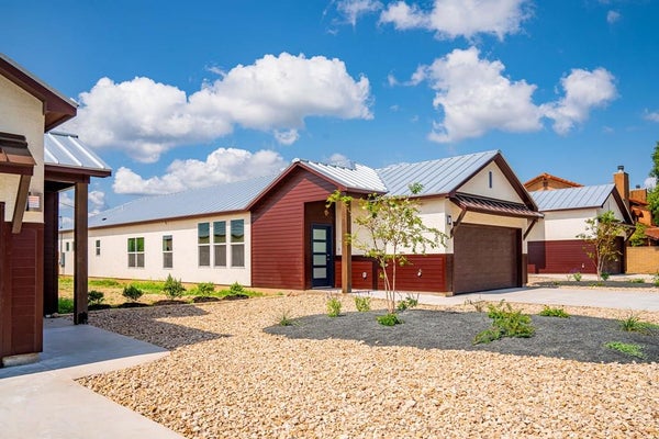 ADDRESS PRIVATE, KERRVILLE, TX  - Image 0c6bd57ef020307a4b24a03fb8cbbfd2/4132008070