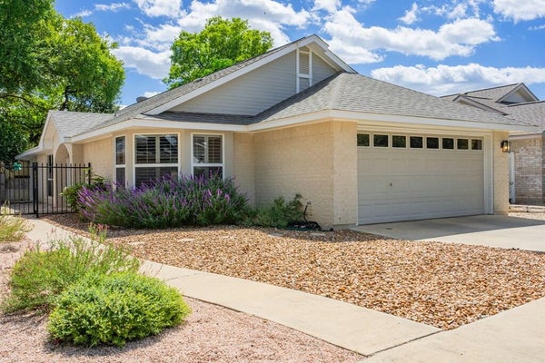 127 TERRACE LN # 6, KERRVILLE, TX 78028 - Image b730e0df0b286ea7f4f1a65bb5da76ba/2414645437