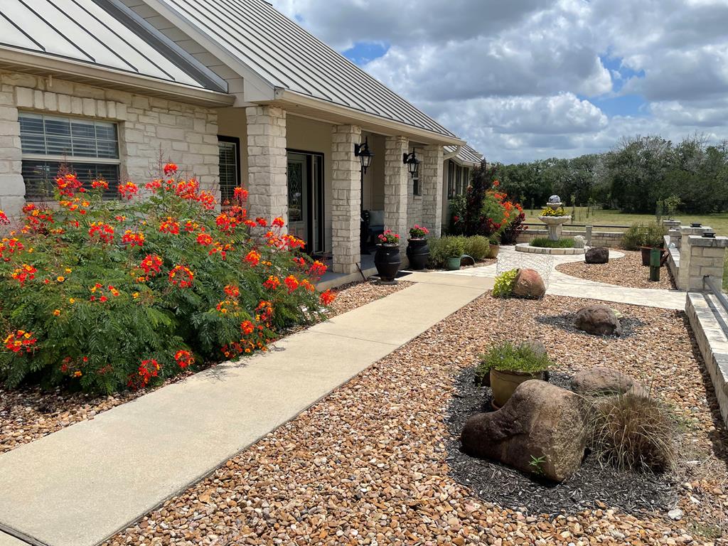 360 Bluff Creek Rd, Center Point, TX, 78010, USA, 3 Bedrooms Bedrooms, ,3 BathroomsBathrooms,Residential,Active,360 Bluff Creek Rd,124101