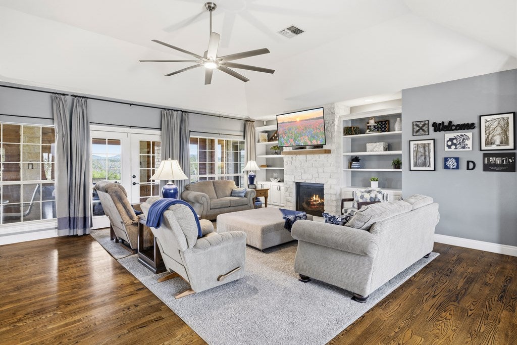 360 Bluff Creek Rd, Center Point, TX, 78010, USA, 3 Bedrooms Bedrooms, ,3 BathroomsBathrooms,Residential,Active,360 Bluff Creek Rd,124092