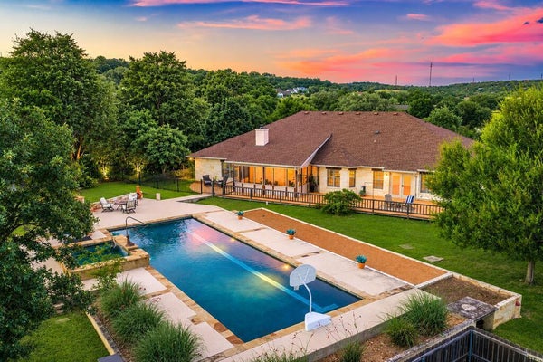 140 OAK HAMPTON TRL, INGRAM, TX 78025 - Image f7defd603e289aff3c6caaa6478a6d86/2018014122