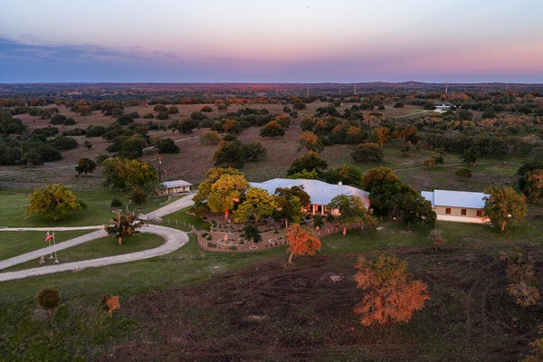 4205 FREDERICKSBURG RD, KERRVILLE, TX 78028 - Image fe5a0b313efa7db7cbb07d6eb20cabc1/3559466798