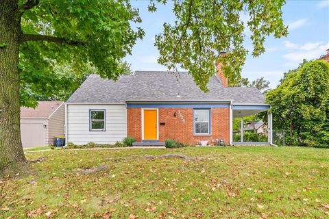 7224 Paseo Boulevard, Kansas City, MO 64131 - #: 2576963