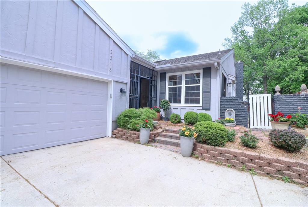 2218 Condolea Terrace