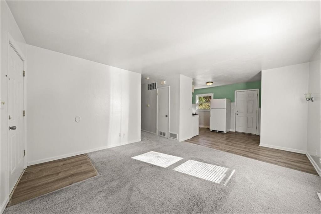 5133 N Corrington Avenue