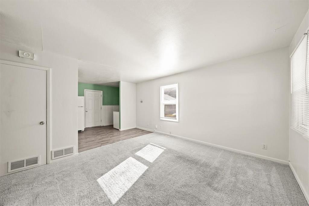 5133 N Corrington Avenue