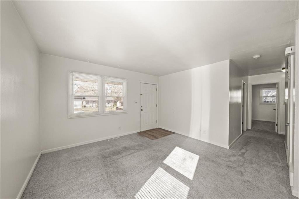 5133 N Corrington Avenue