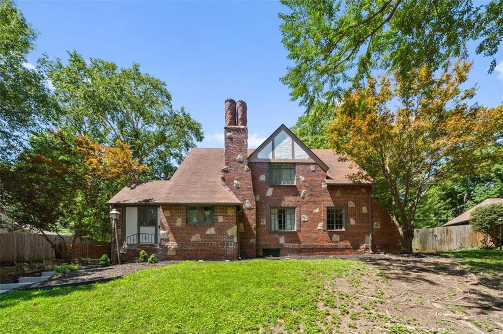 6712 Linden Road