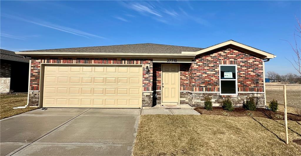 37710 W 207th Terrace