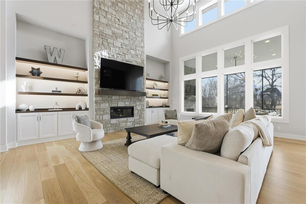 17021 Lucille Street