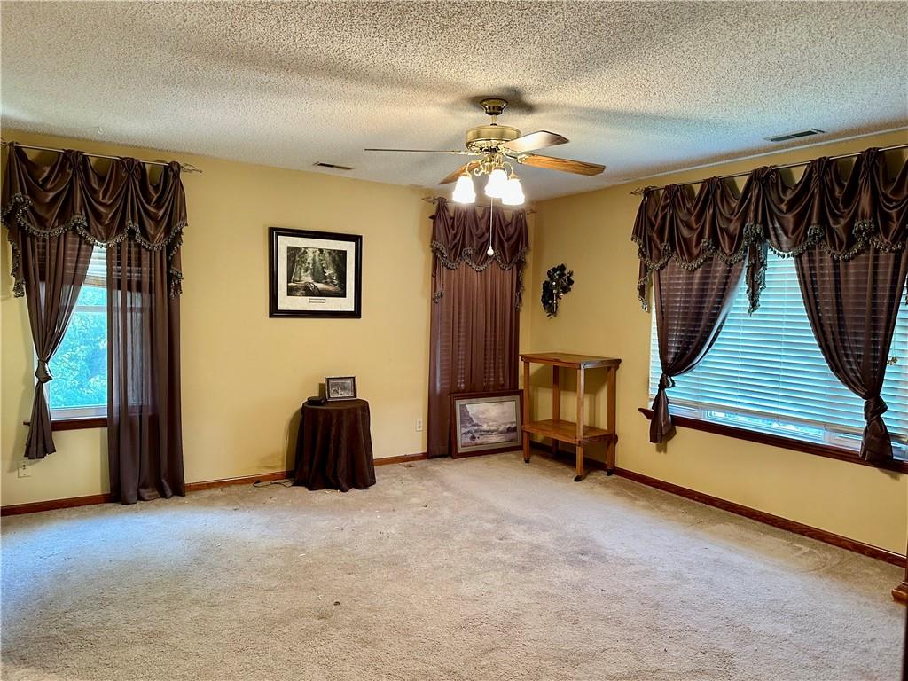 Country Club, Missouri 64505, United States, 3 Bedrooms Bedrooms, ,3 BathroomsBathrooms,Residential,Pending,187632