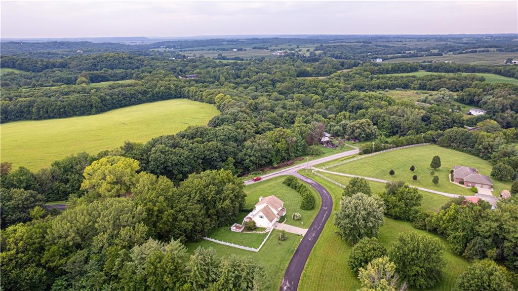 Country Club, Missouri 64505, United States, 3 Bedrooms Bedrooms, ,3 BathroomsBathrooms,Residential,Pending,187632