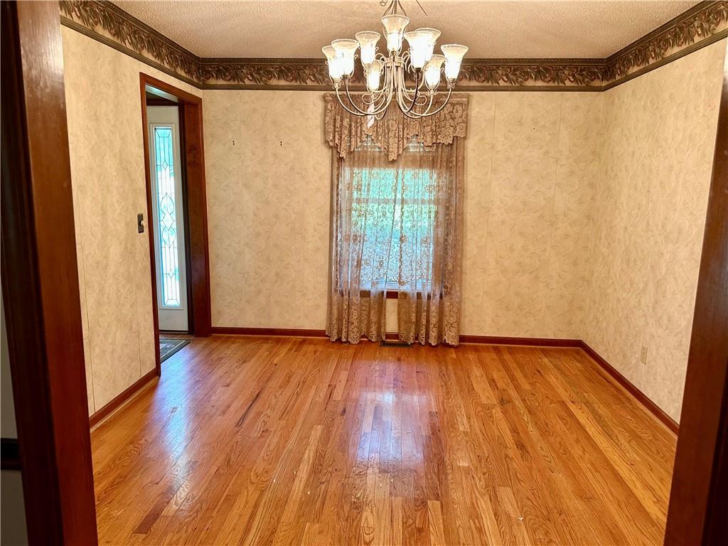 Country Club, Missouri 64505, United States, 3 Bedrooms Bedrooms, ,3 BathroomsBathrooms,Residential,Pending,187632