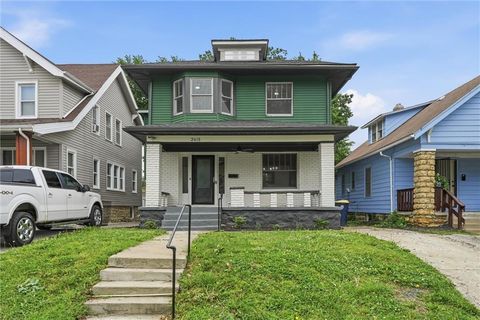 Photo of 3615 College Avenue, Kansas City, MO 64128 (MLS # 2622000)