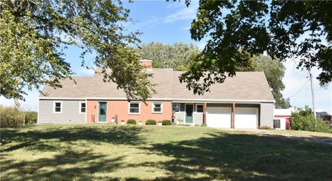Photo of 9700 W 319th Street, Louisburg, KS 66053 (MLS # 2647403)