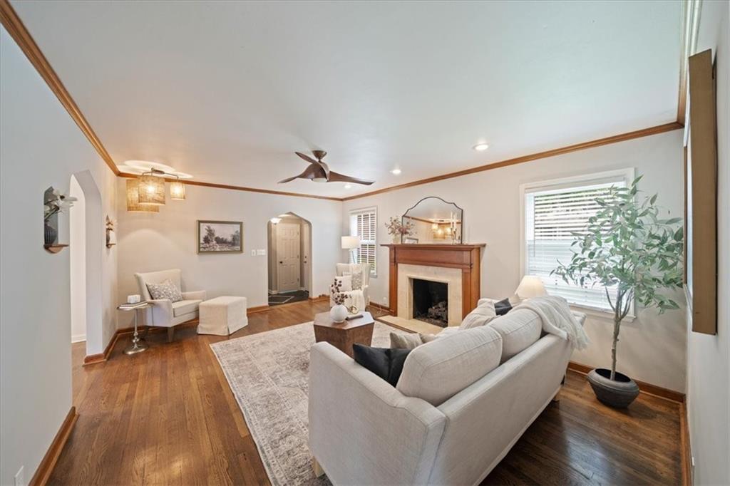 2609 W 50th Terrace
