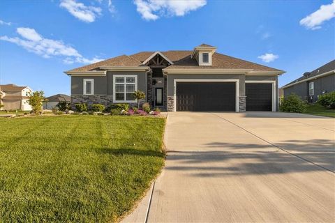 4234 Lakeview Terrace, Basehor, KS 66007 - #: 2547589