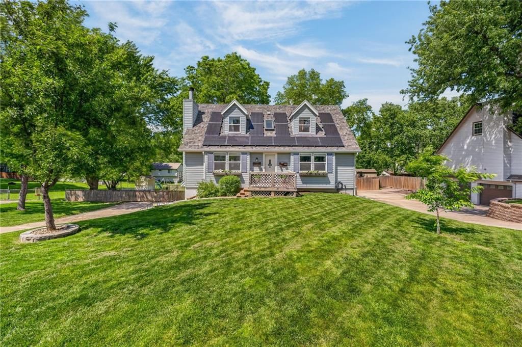 Photo of 1506 NE 113th Terrace, Kansas City, MO 64155 (MLS # 2618977)