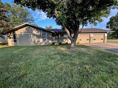 1702 Tomahawk Lane, Fort Scott, KS 66701 - MLS#: 2566074