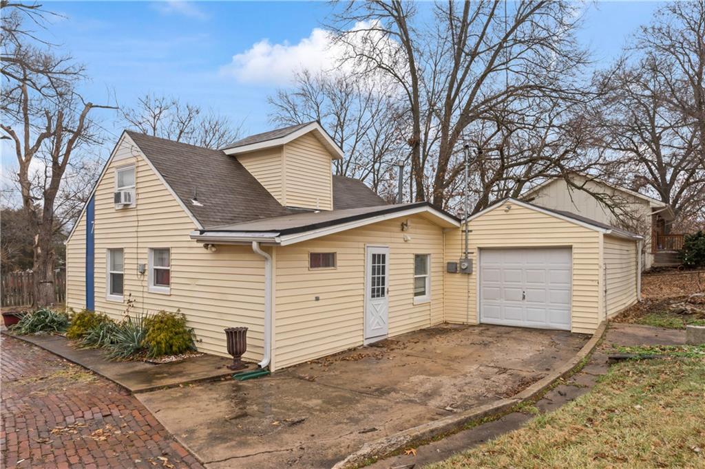 7 NW 88th Street