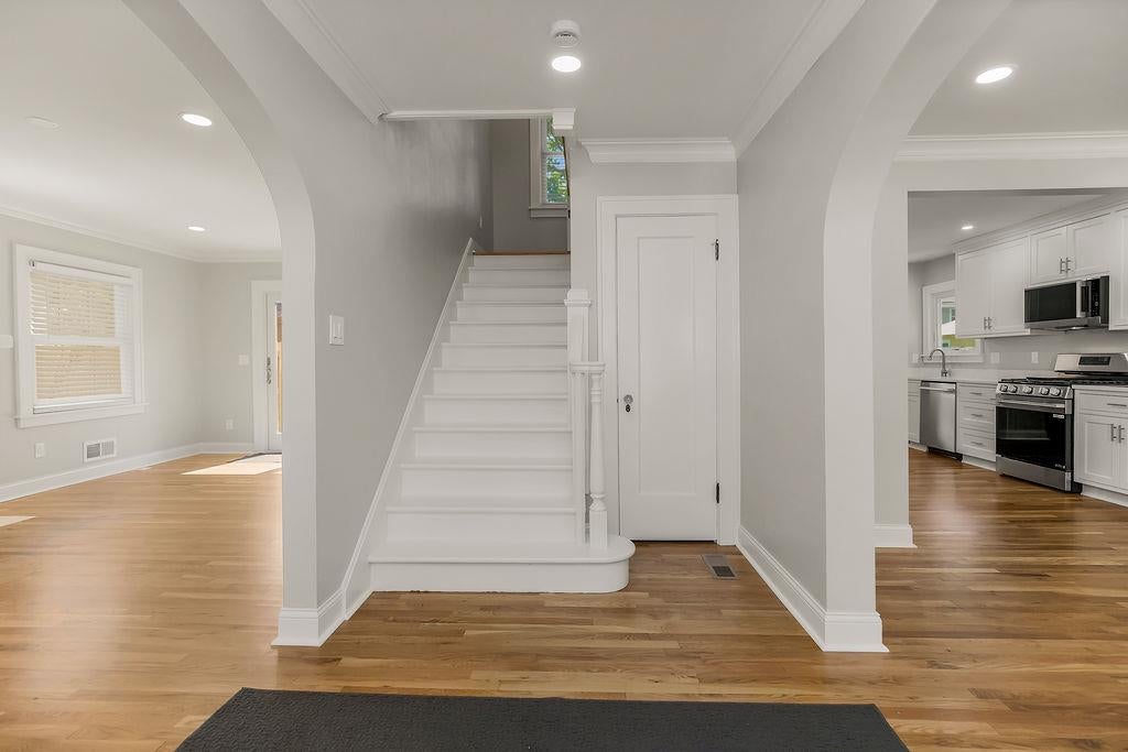 809 W Gregory Boulevard