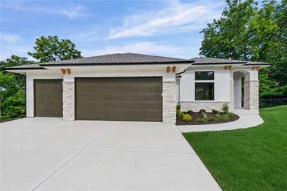 10410 River Hills Drive Parkville MO 64152