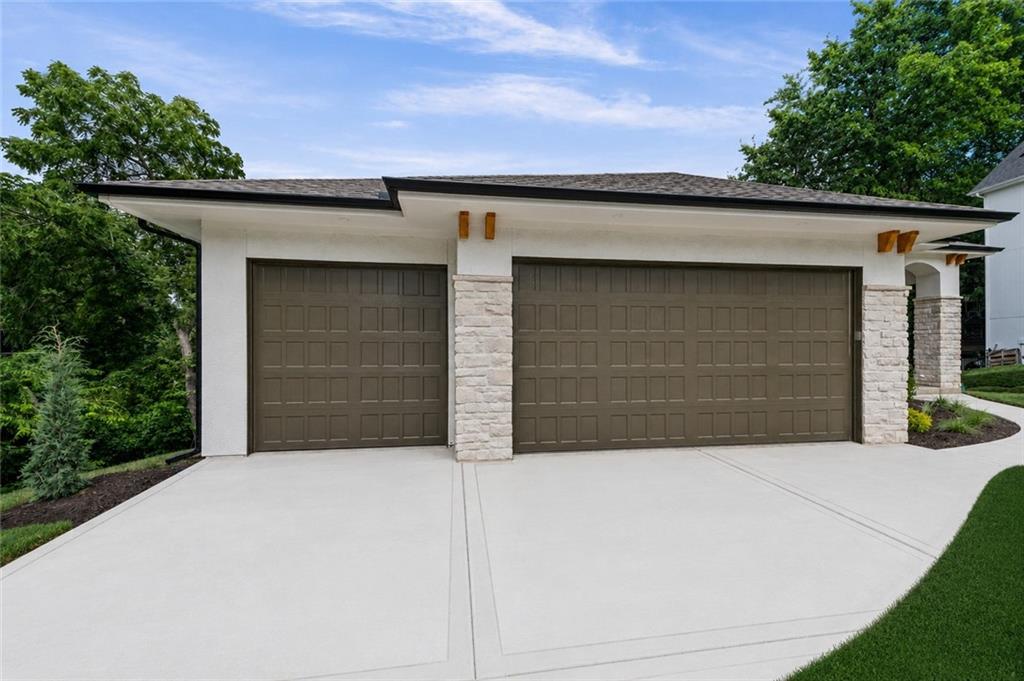 10410 River Hills Drive