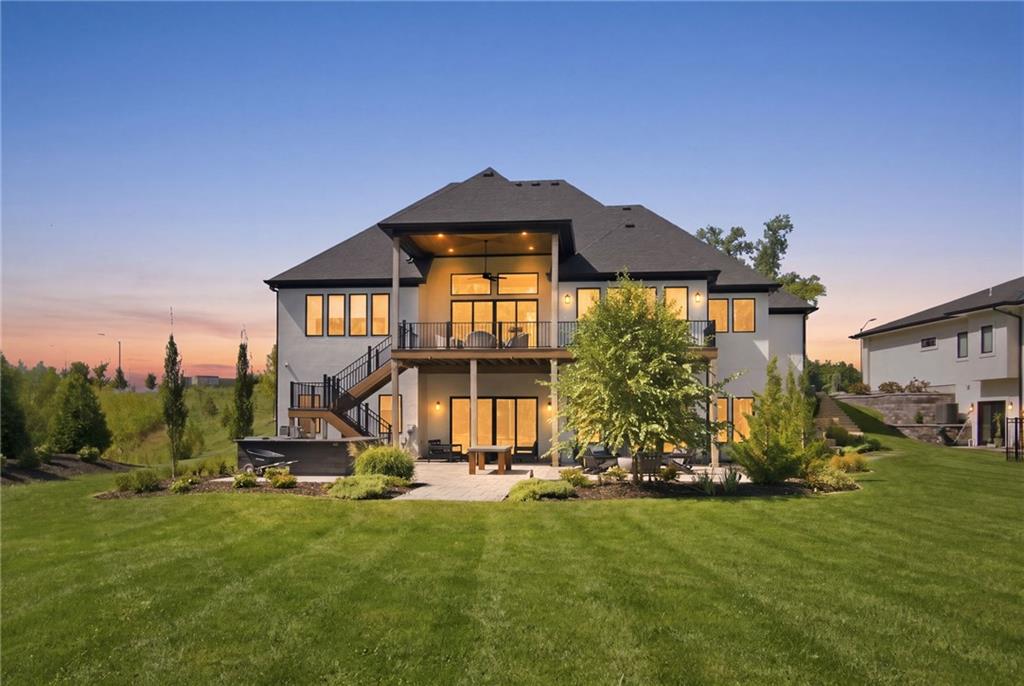 8681 NE Shoal Creek Valley Drive